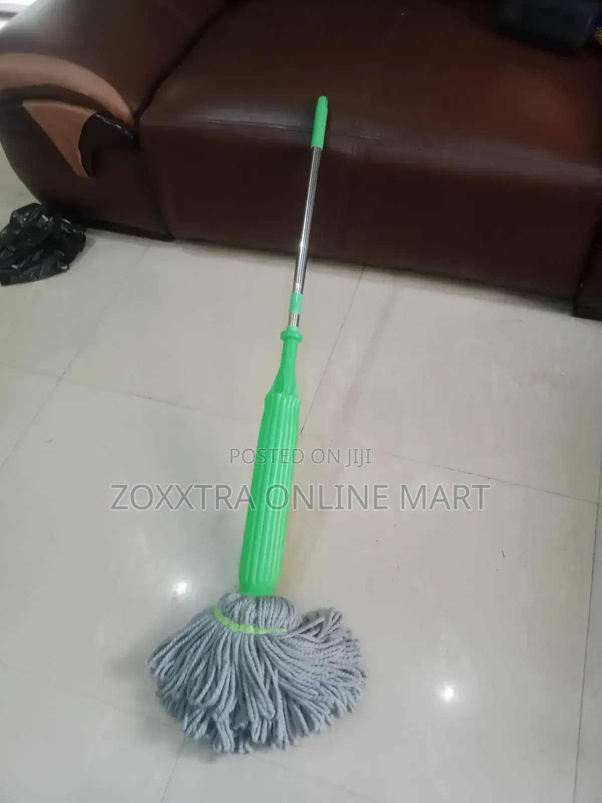 Self-Squeeze Green Mop