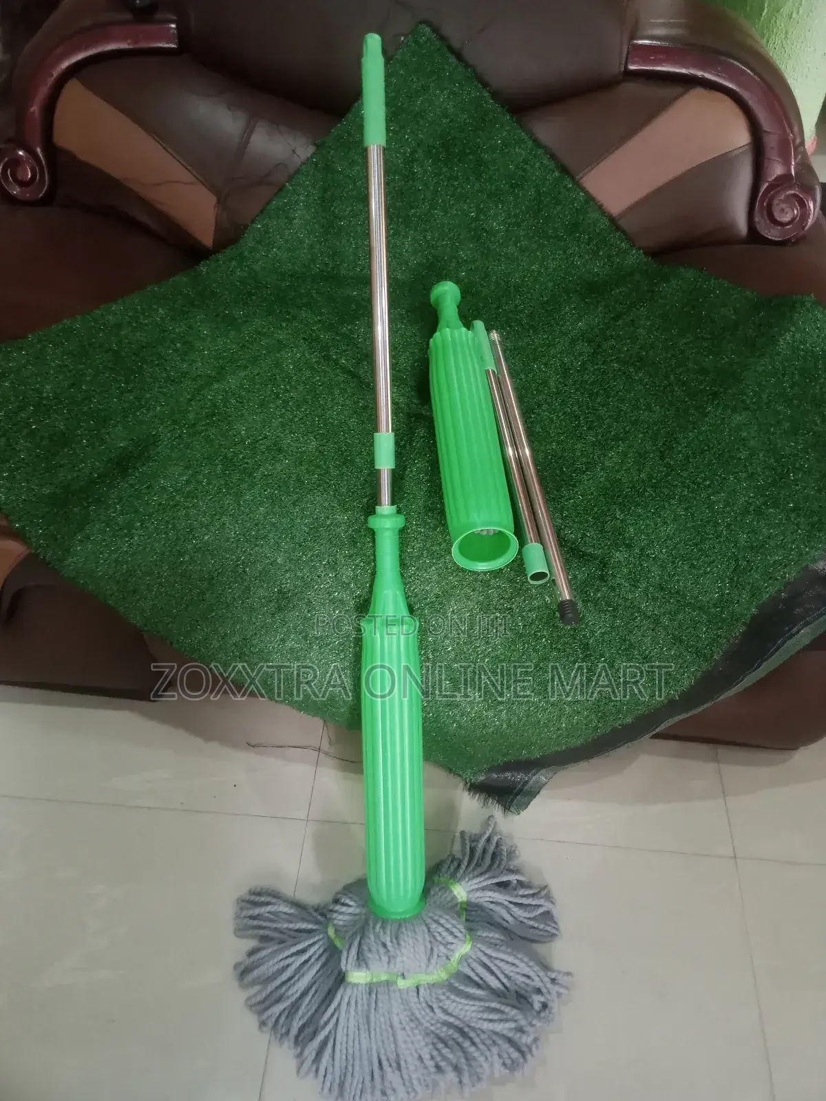 Self-Squeeze Green Mop