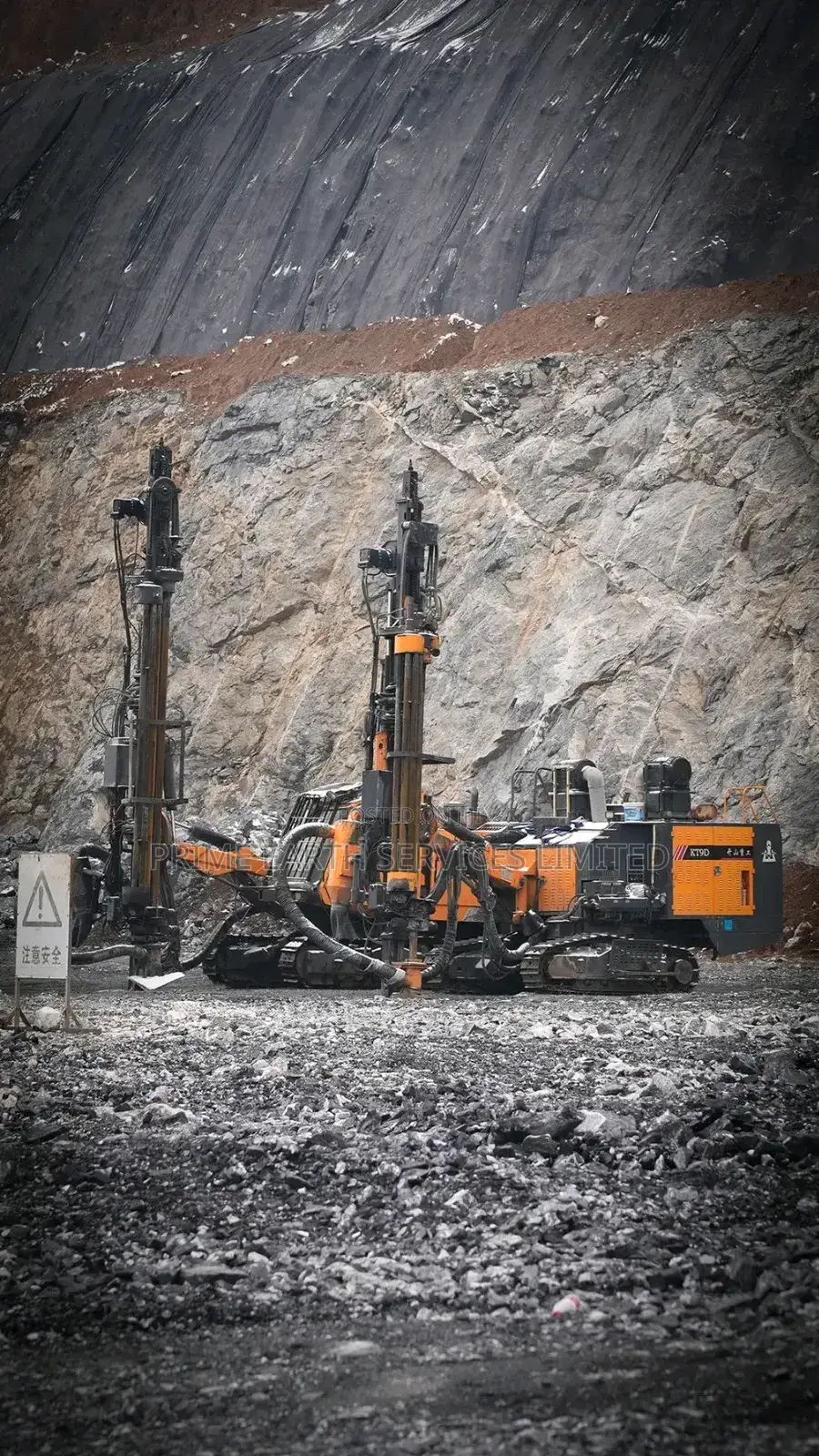 Wagon Mining Drilling Rigs