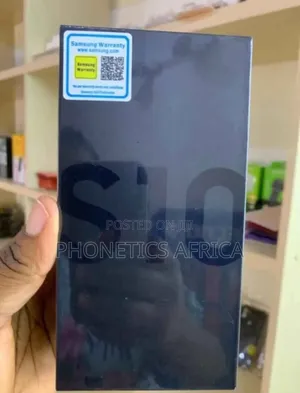 New Samsung Galaxy S10 128 GB Black