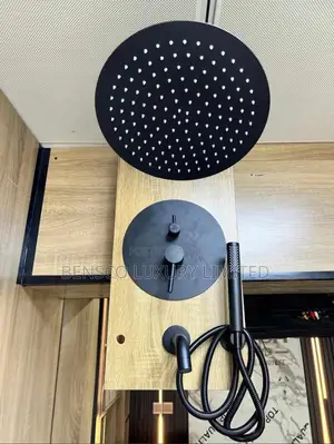 Quality Round 5 Ways Condict Shower in Black Matte .