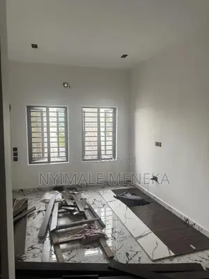 3bdrm Duplex in Woji Estate for rent