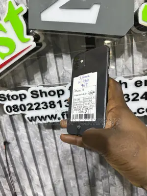 Apple iPhone 11 64 GB Black