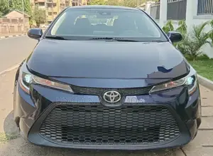 Toyota Corolla LE 2020 Blue