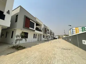 4bdrm Duplex in Kado for sale