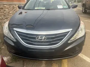 Hyundai Sonata 2011 Black