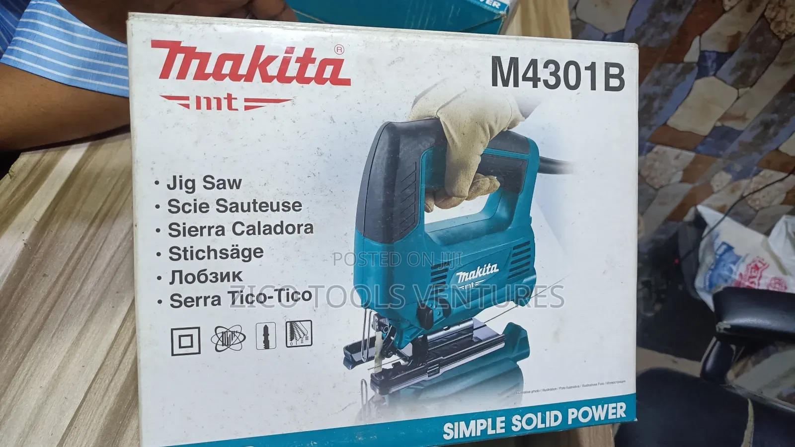 Makita M4301b Jig Saw, Machine