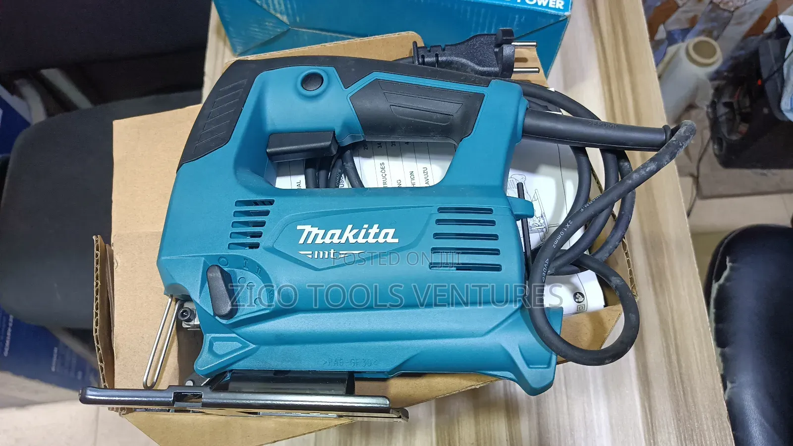 Makita M4301b Jig Saw, Machine