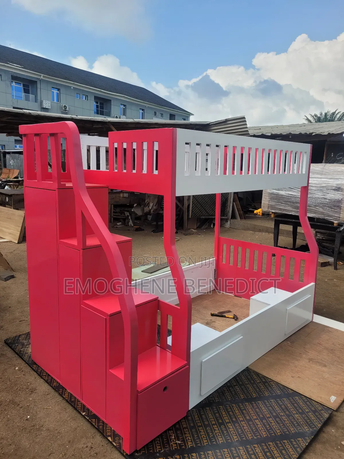 Ajebo Carpenter