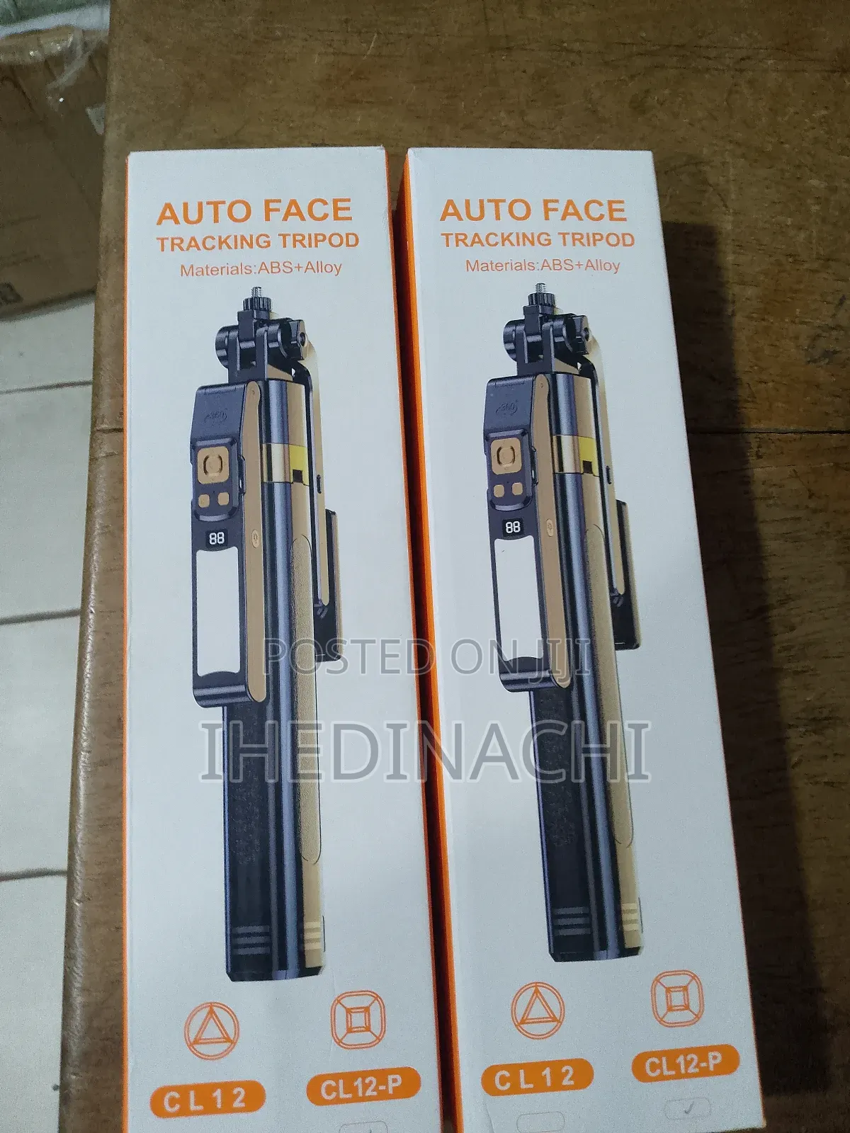 Cl12-P Auto Face Tracking Tripod
