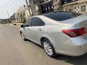 Lexus ES 350 2009 Silver