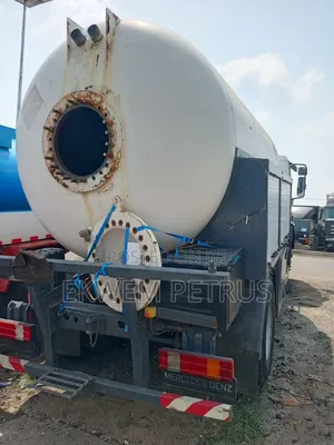 New Arrivals 15000ltrs Mercedes Benz 1820 LPG Transit Tank Truck