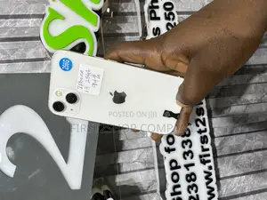 Apple iPhone 13 256 GB White