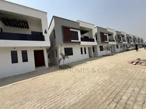4bdrm Duplex in Kado for sale