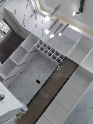 Kitchen Carbinet