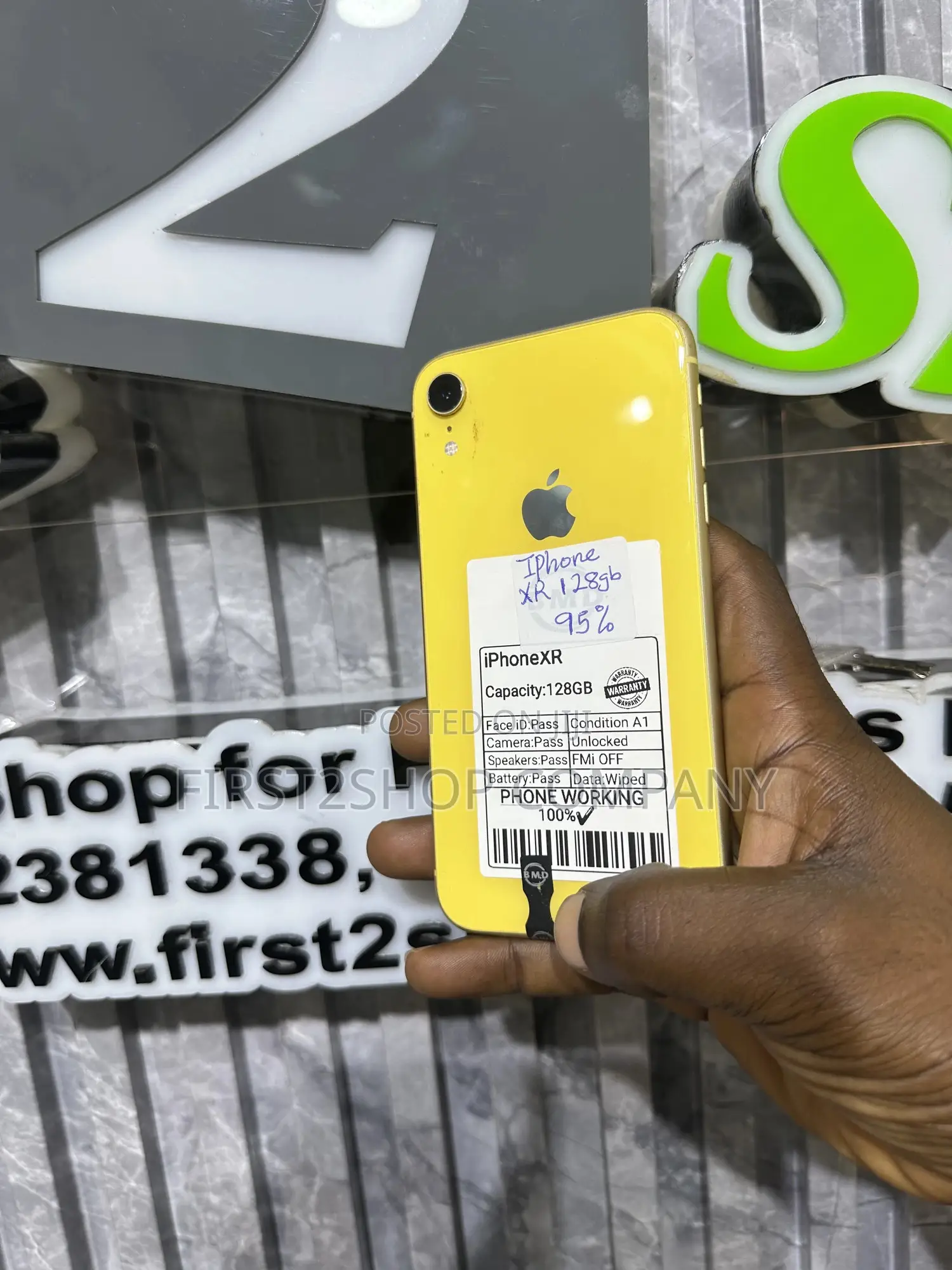 Apple iPhone XR 128 GB Yellow