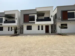 4bdrm Duplex in Kado for rent
