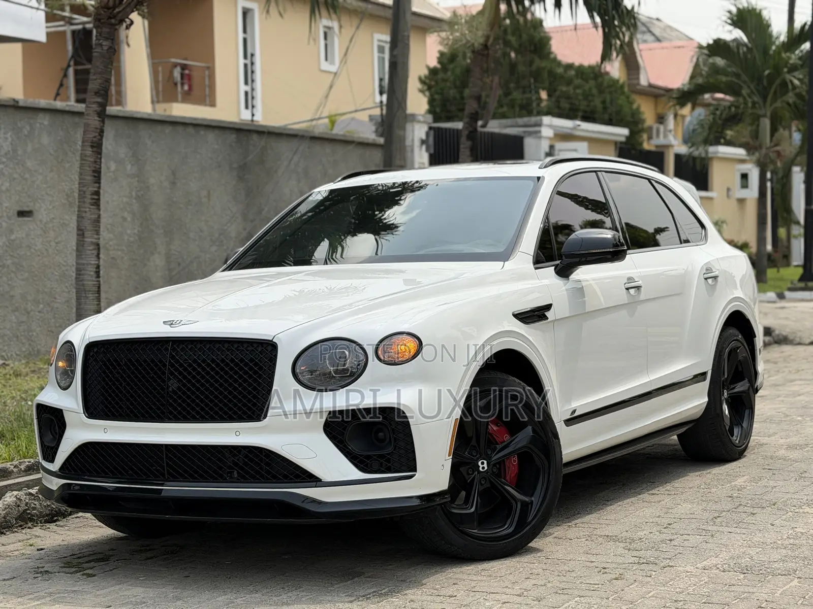 Bentley Bentayga 2022 White