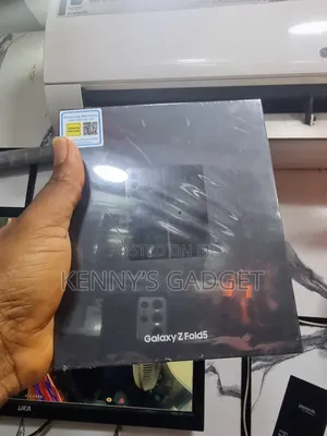 New Samsung Galaxy Z Fold 5 256 GB