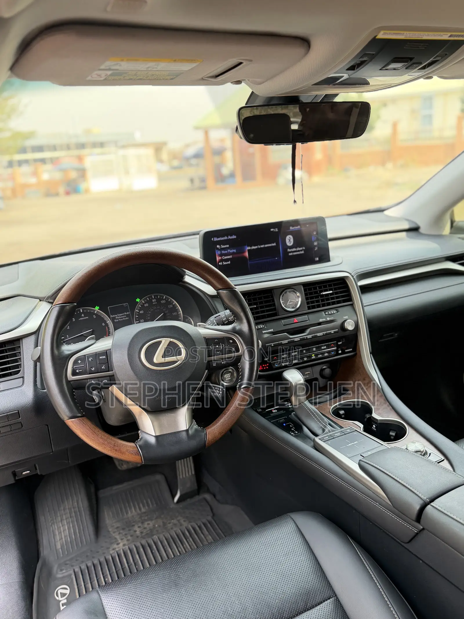 Lexus RX 2022 Black