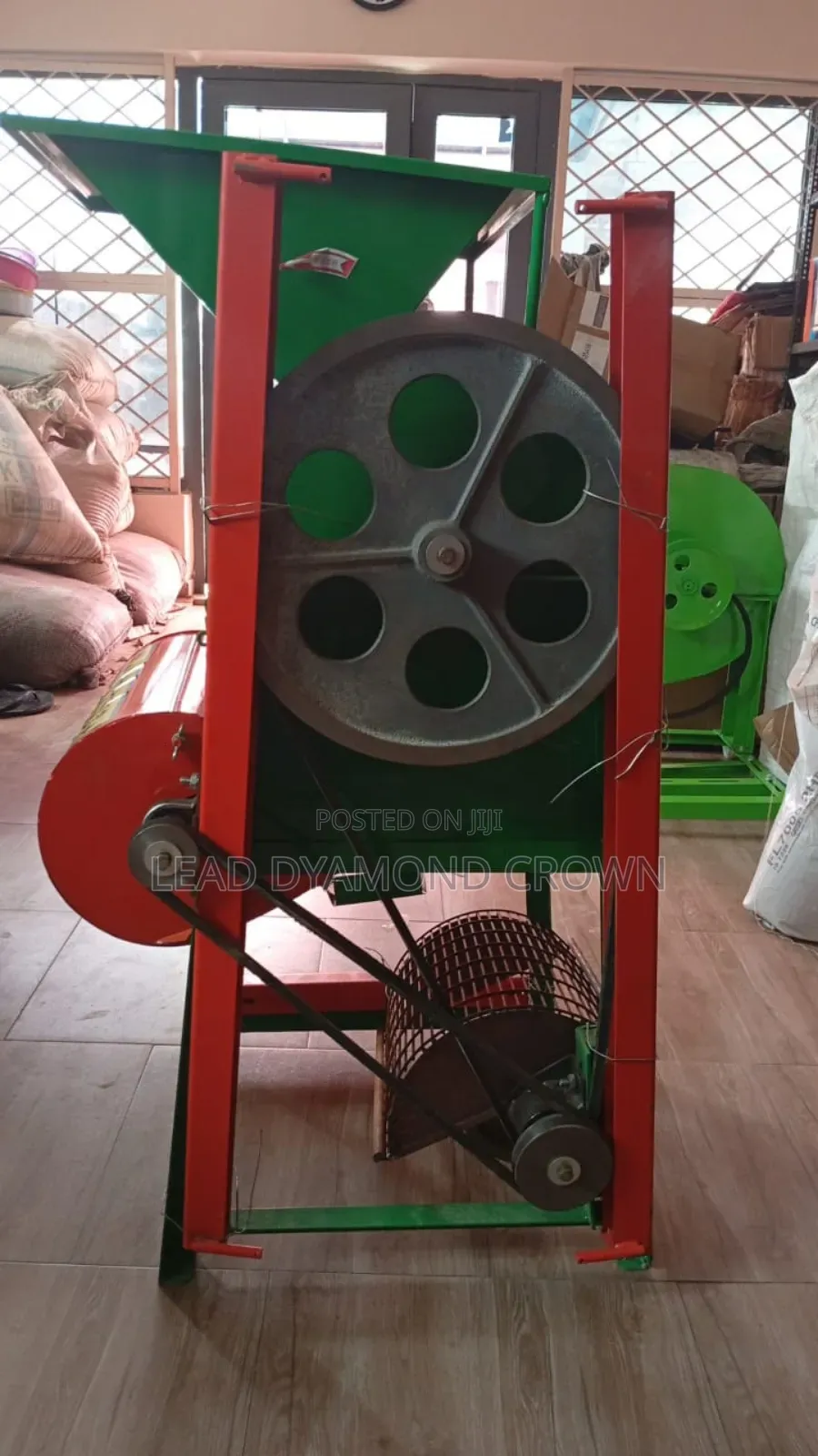 Groundnut/Peanut Peeling Machine