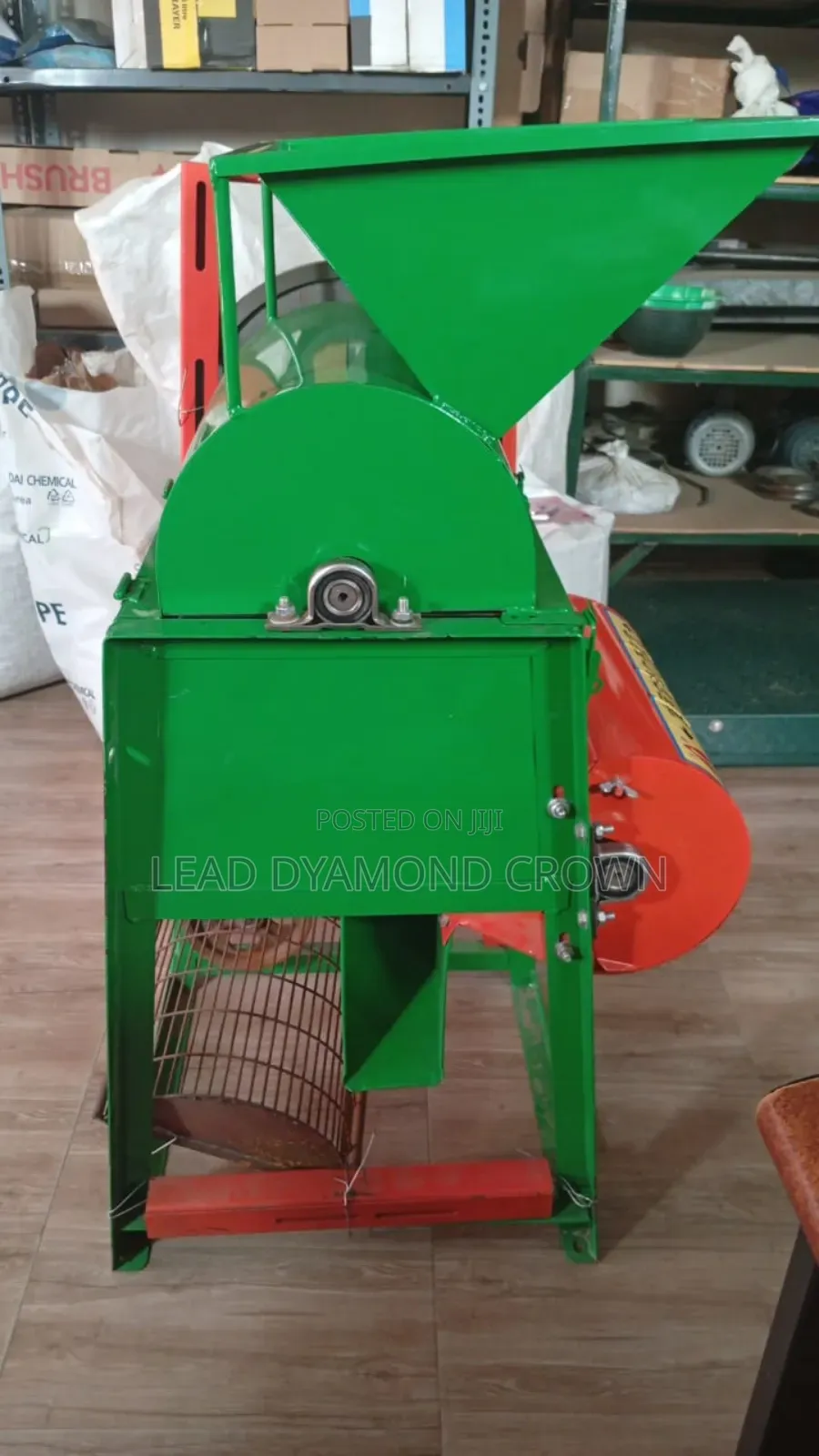 Groundnut/Peanut Peeling Machine