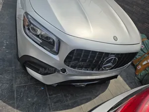 Mercedes-Benz GLB-Class 2020 Silver