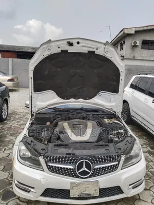 Mercedes-Benz C300 2012 White