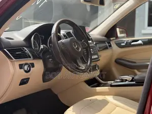 Mercedes-Benz GLE-Class 2016 Red