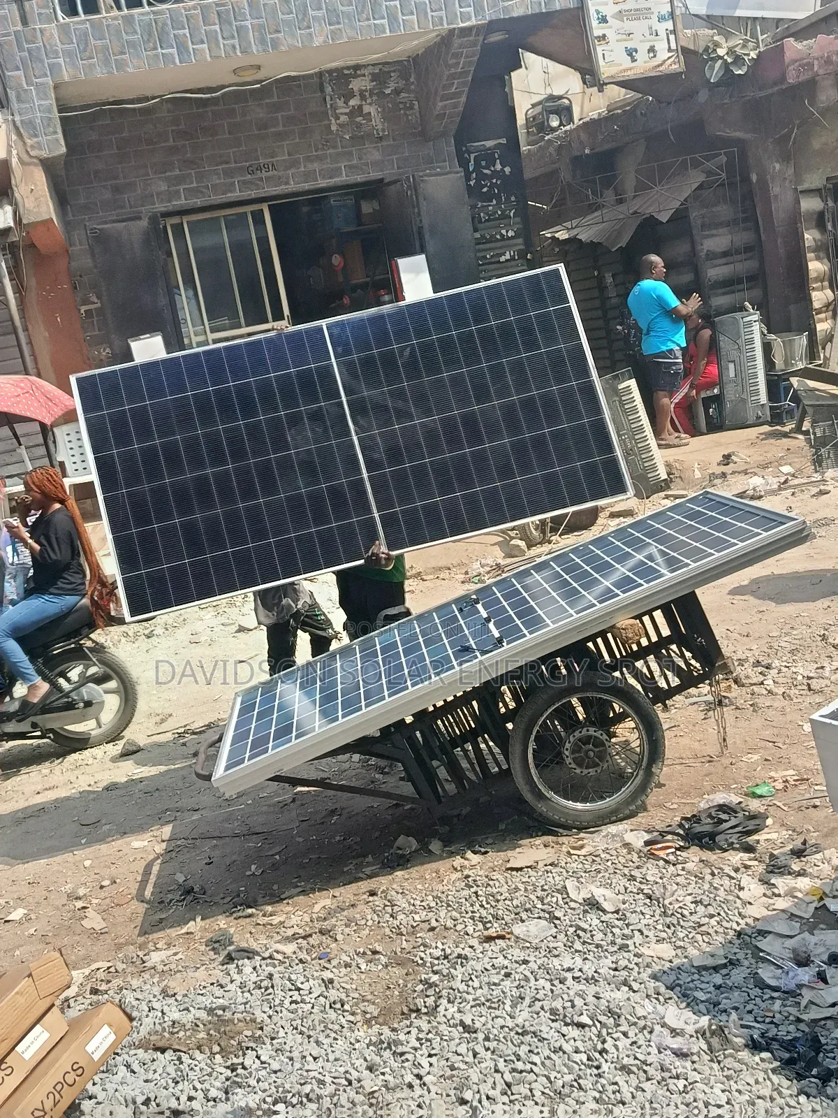 600watt Jinko Solar Panel Halfcourt