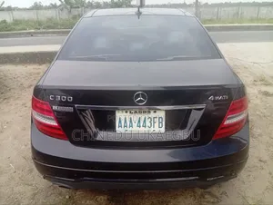 Mercedes-Benz C300 2009 Black
