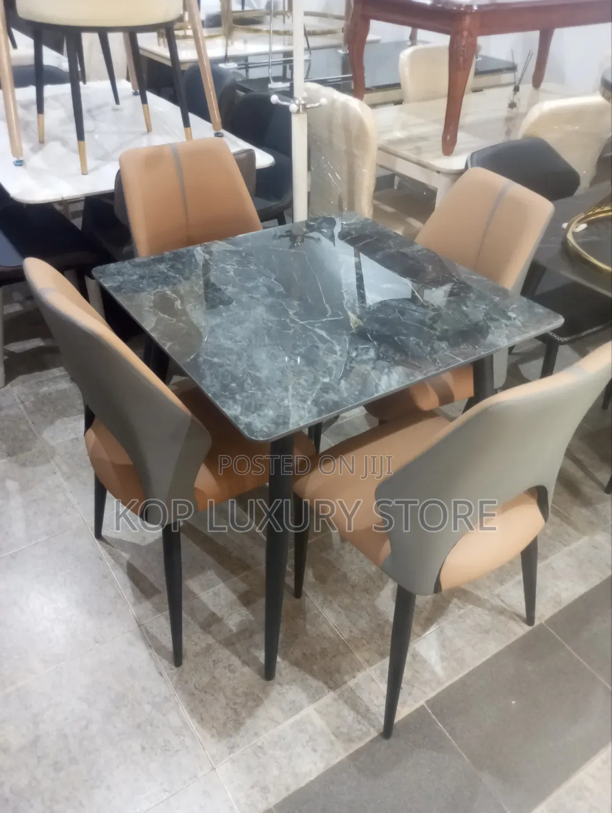 Dinning Set for 4 Seaters