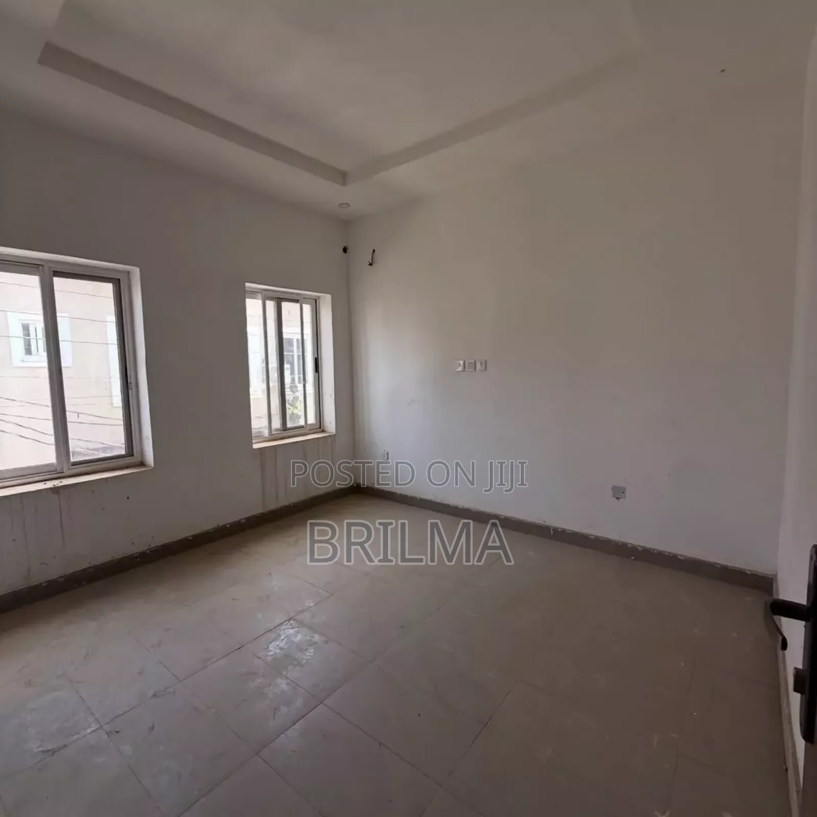 4bedrooms Semi Detached Town House
