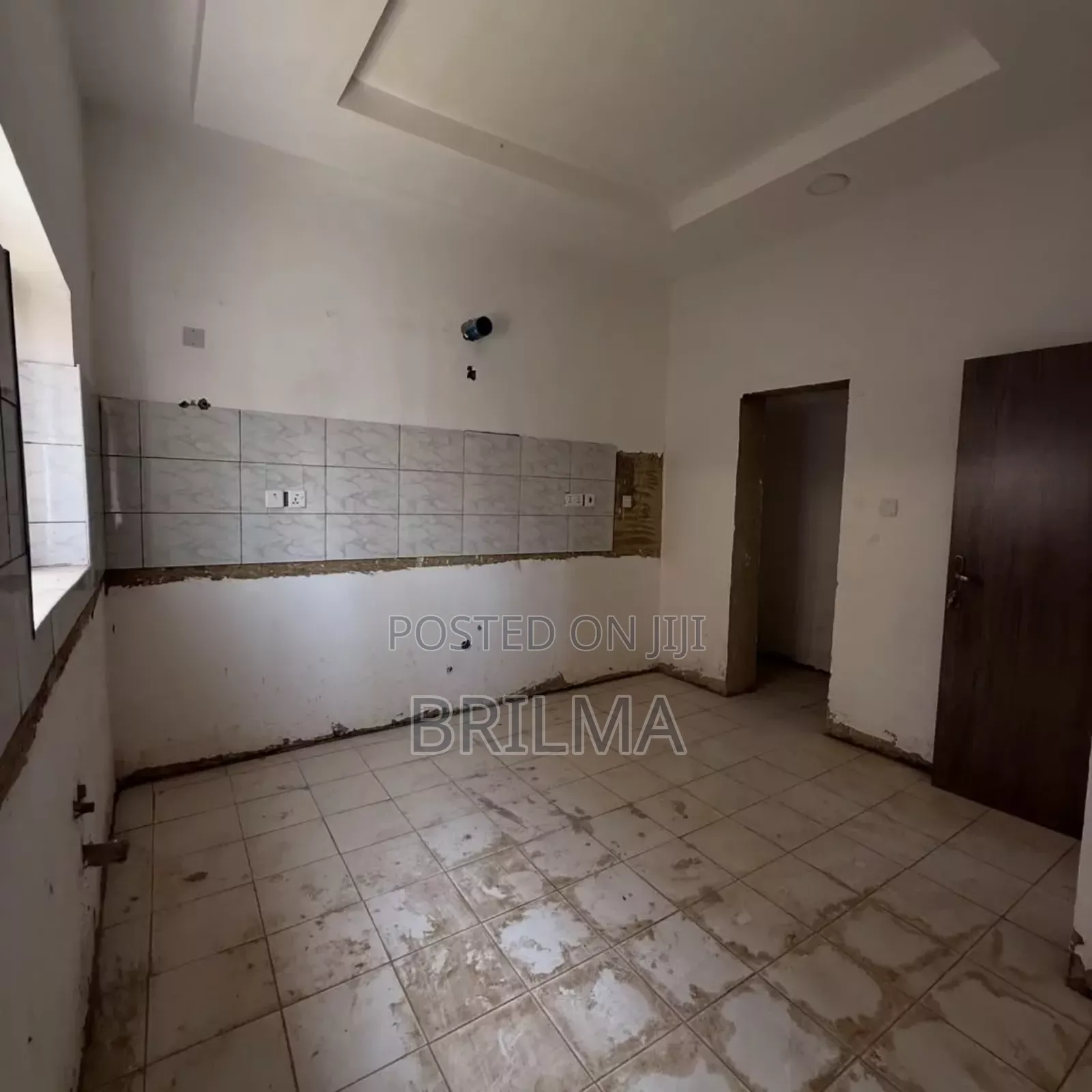 4bedrooms Semi Detached Town House