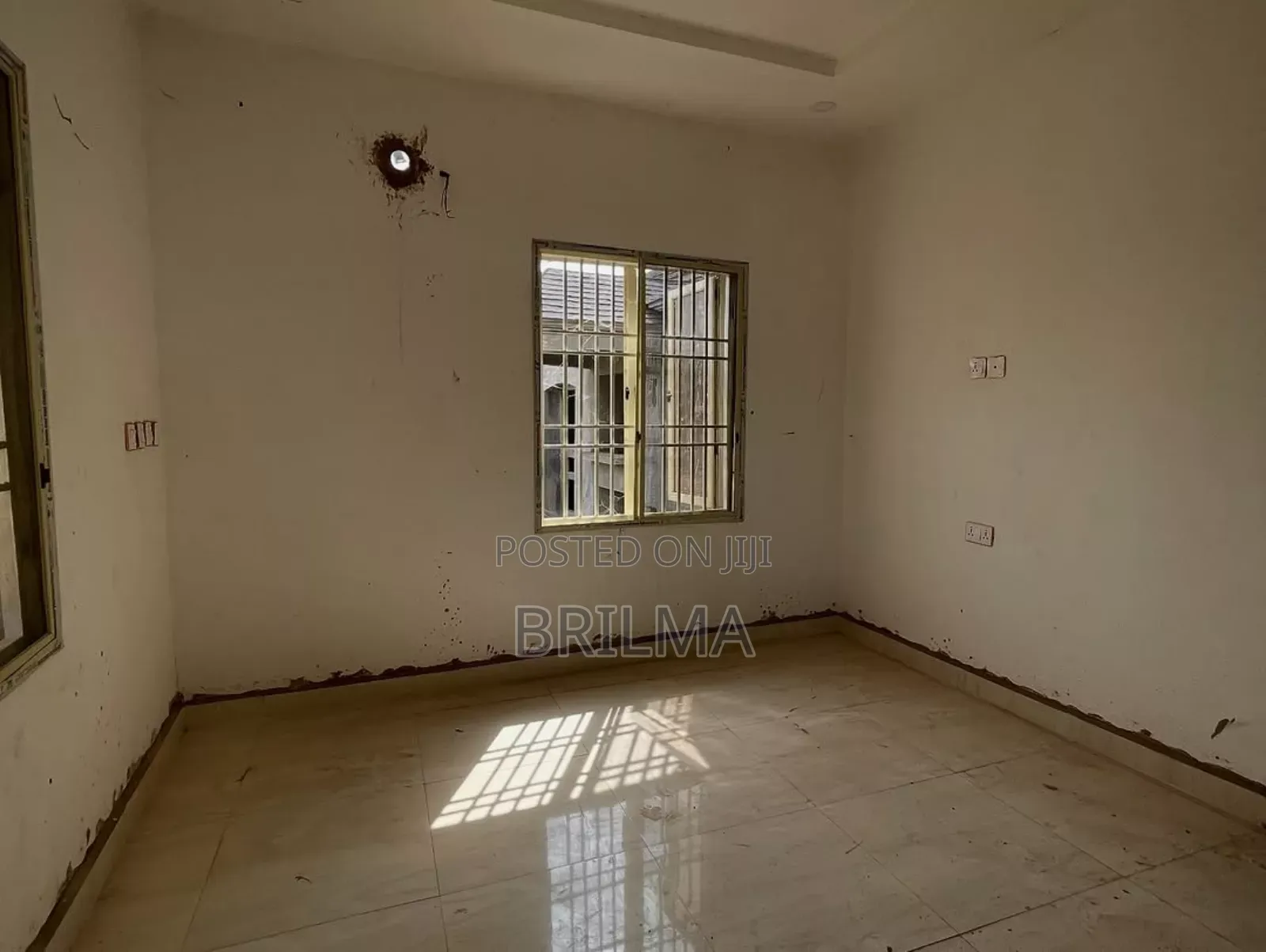 4bedrooms Semi Detached Town House