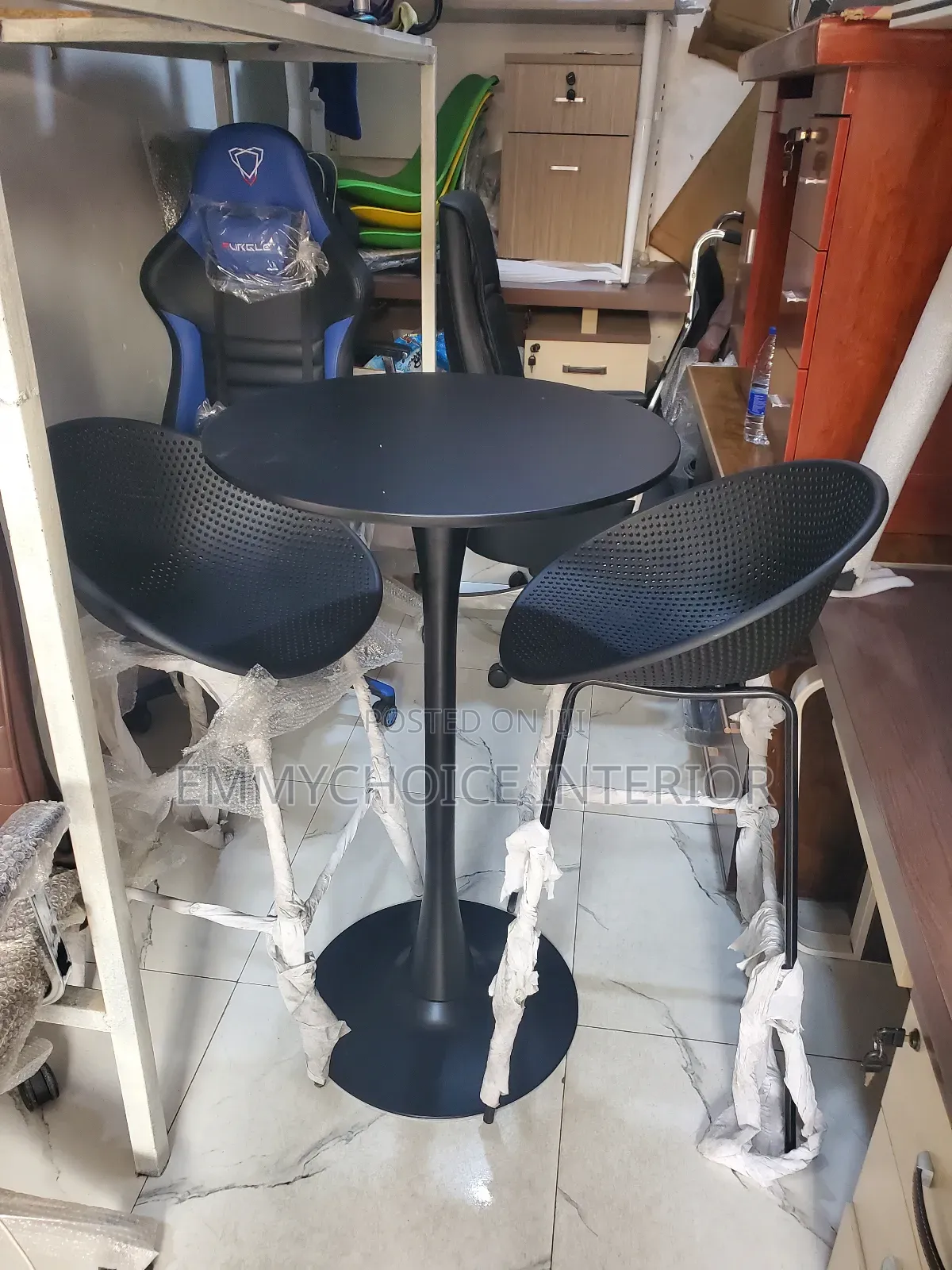 High Discussion Table With Two Chairs