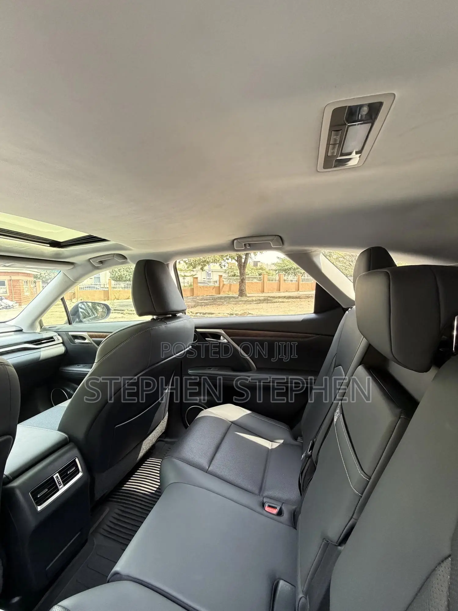 Lexus RX 2022 Black