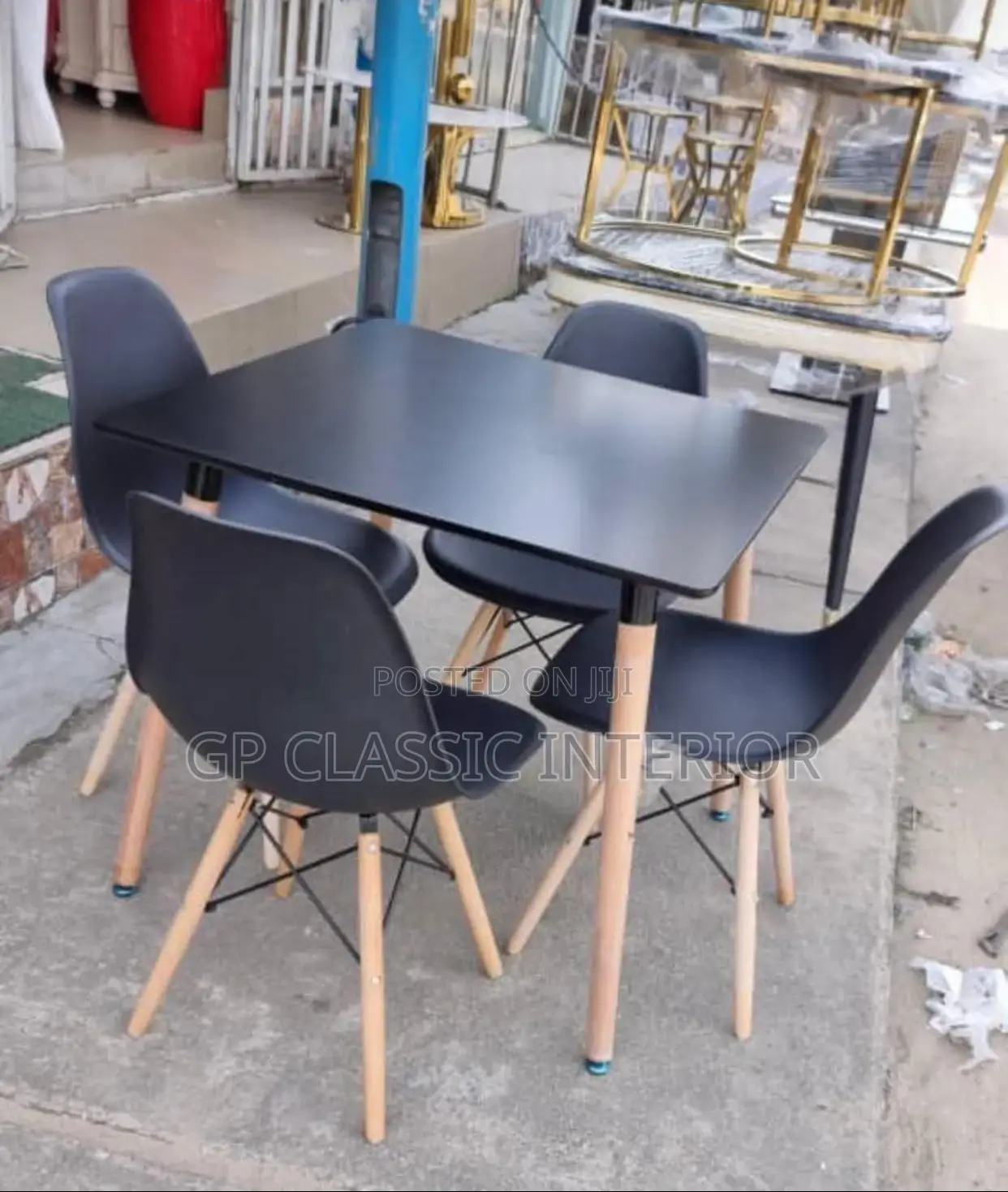 Dining Set of 4