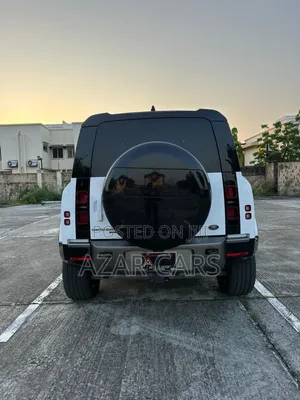 Land Rover Defender X-Dynamic HSE 2021 White