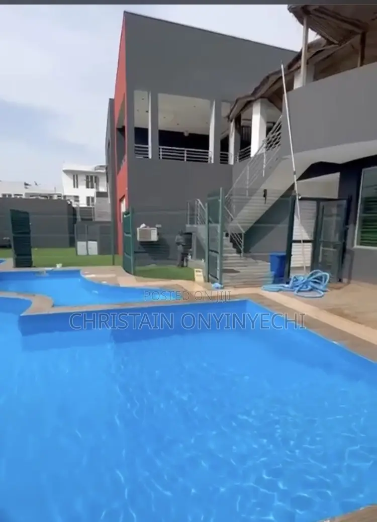 4bedroom Shortlet