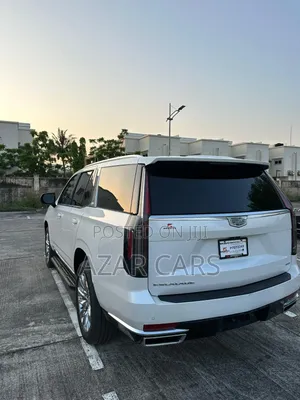 Cadillac Escalade ESV 2021 White