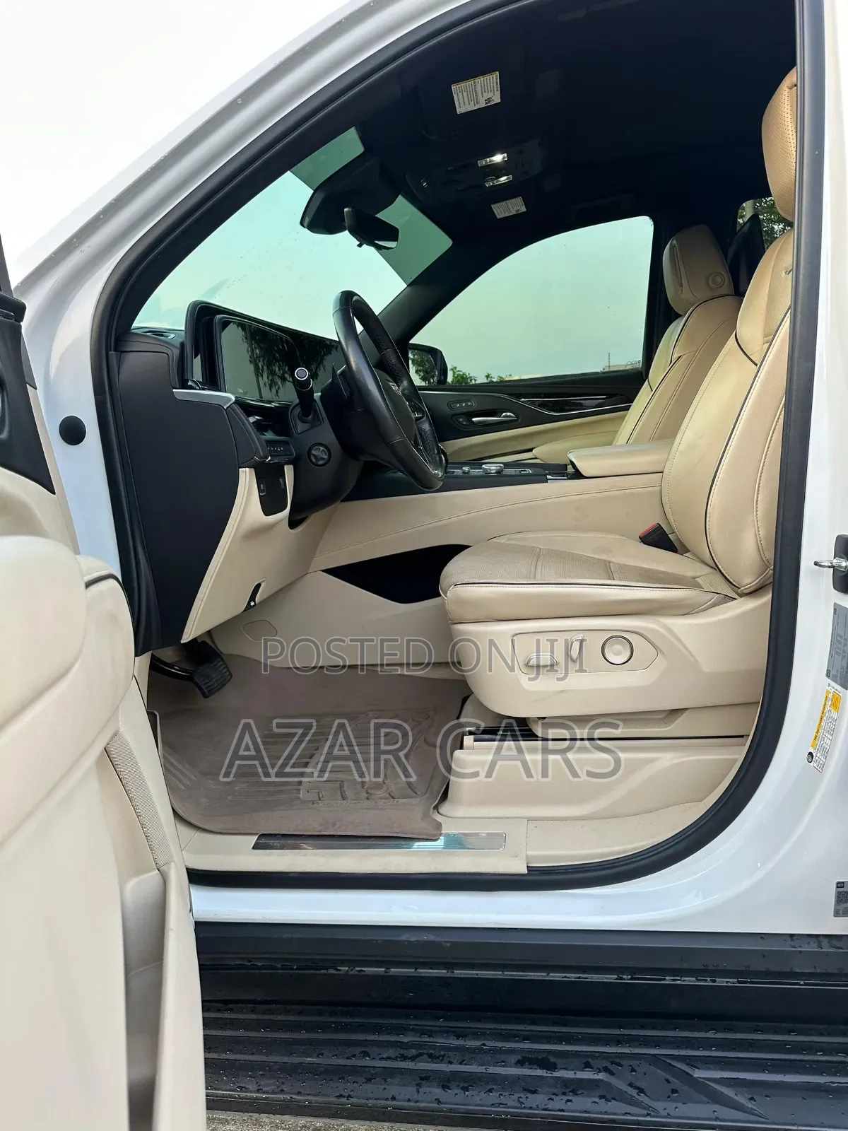 Cadillac Escalade ESV 2021 White