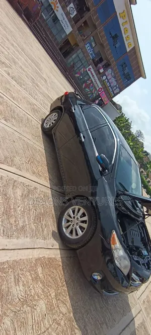 Toyota Corolla LE 4dr Sedan (1.8L 4cyl 4A) 2012 Black
