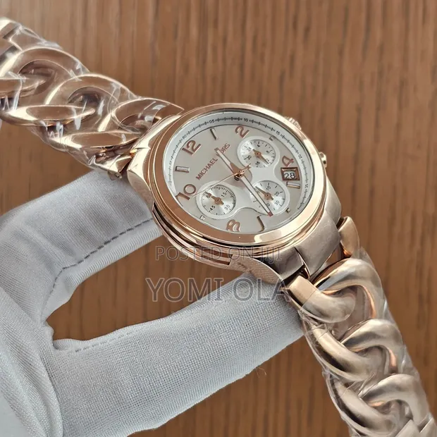 Michael Kors White Dial Twisted Chain Wristwatch Ladies for  display picture 2