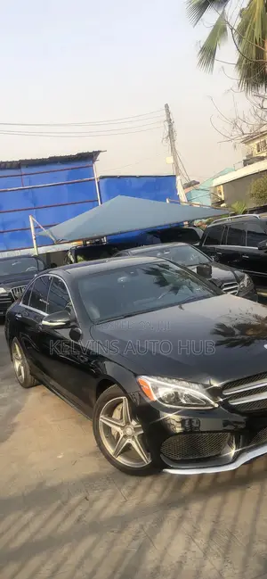 Mercedes-Benz C300 2015 Black