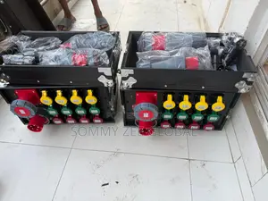 12 Channels Power Distribution