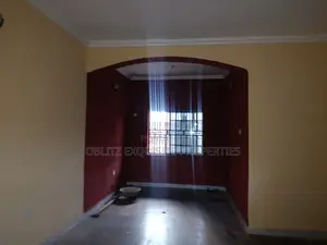 3bdrm Apartment in Pounds And Dollars, Owerri for rent