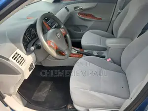 Toyota Corolla LE 4dr Sedan (1.8L 4cyl 4A) 2013 Blue
