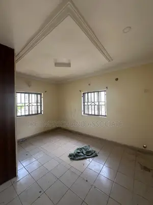 3bdrm Block of Flats in Durumi for rent