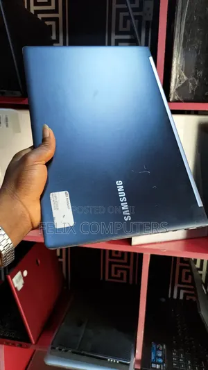 Laptop Samsung NP900X3D 8GB Intel Core I7 SSD 256GB